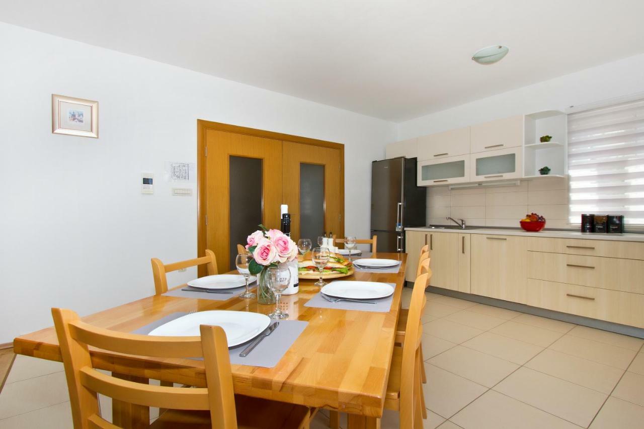 Villa Omis Michy - Family House For Big And Small Groups Luaran gambar
